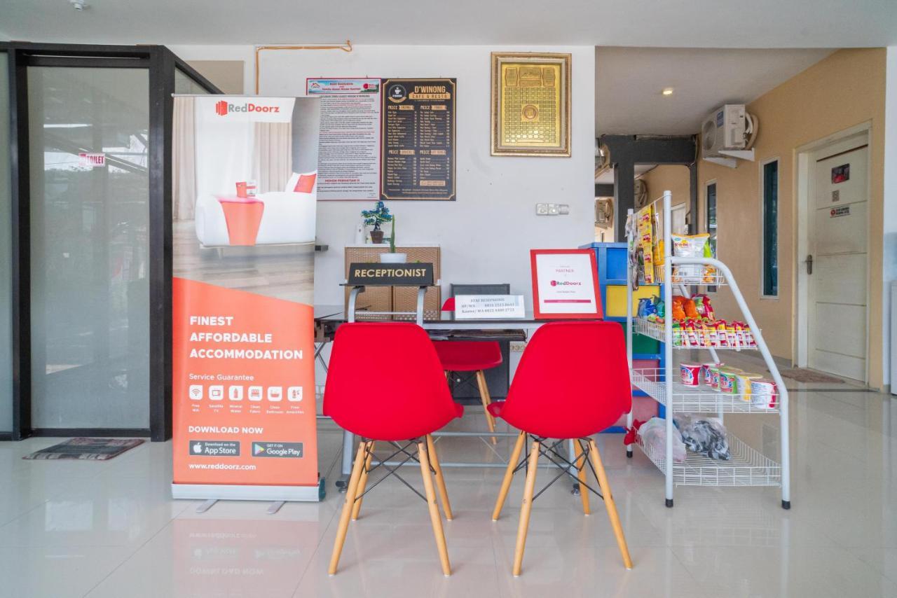 Reddoorz Syariah At Winong Nganjuk Hotel Eksteriør billede