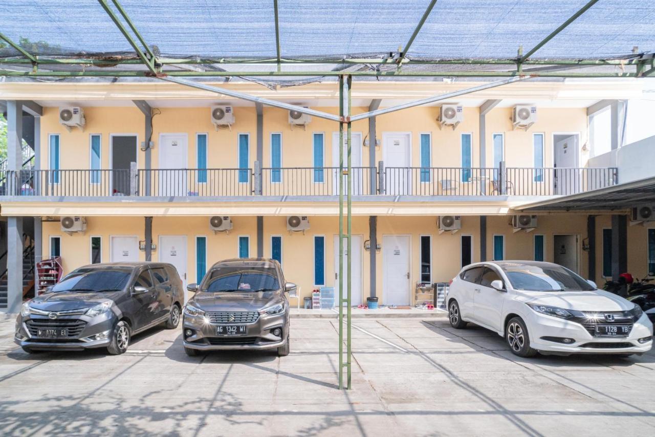Reddoorz Syariah At Winong Nganjuk Hotel Eksteriør billede
